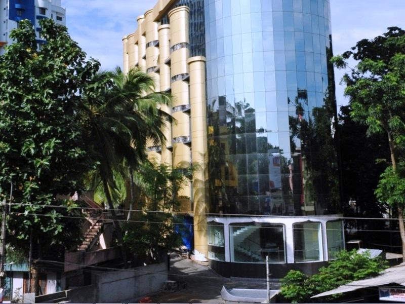 Pattom Royal Hotel Thiruvananthapuram Exteriör bild